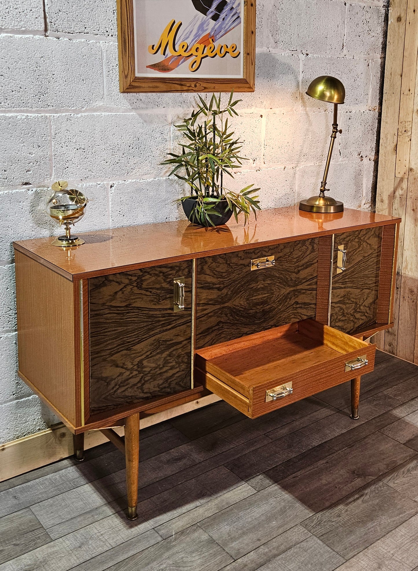 Mid Century Sideboard/Drinks Cabinet.