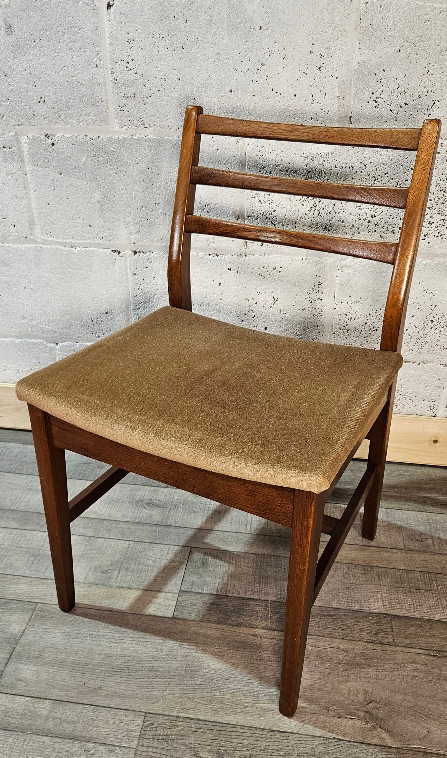 Mid century teak McIntosh drop leaf table and 4 teak chairs.