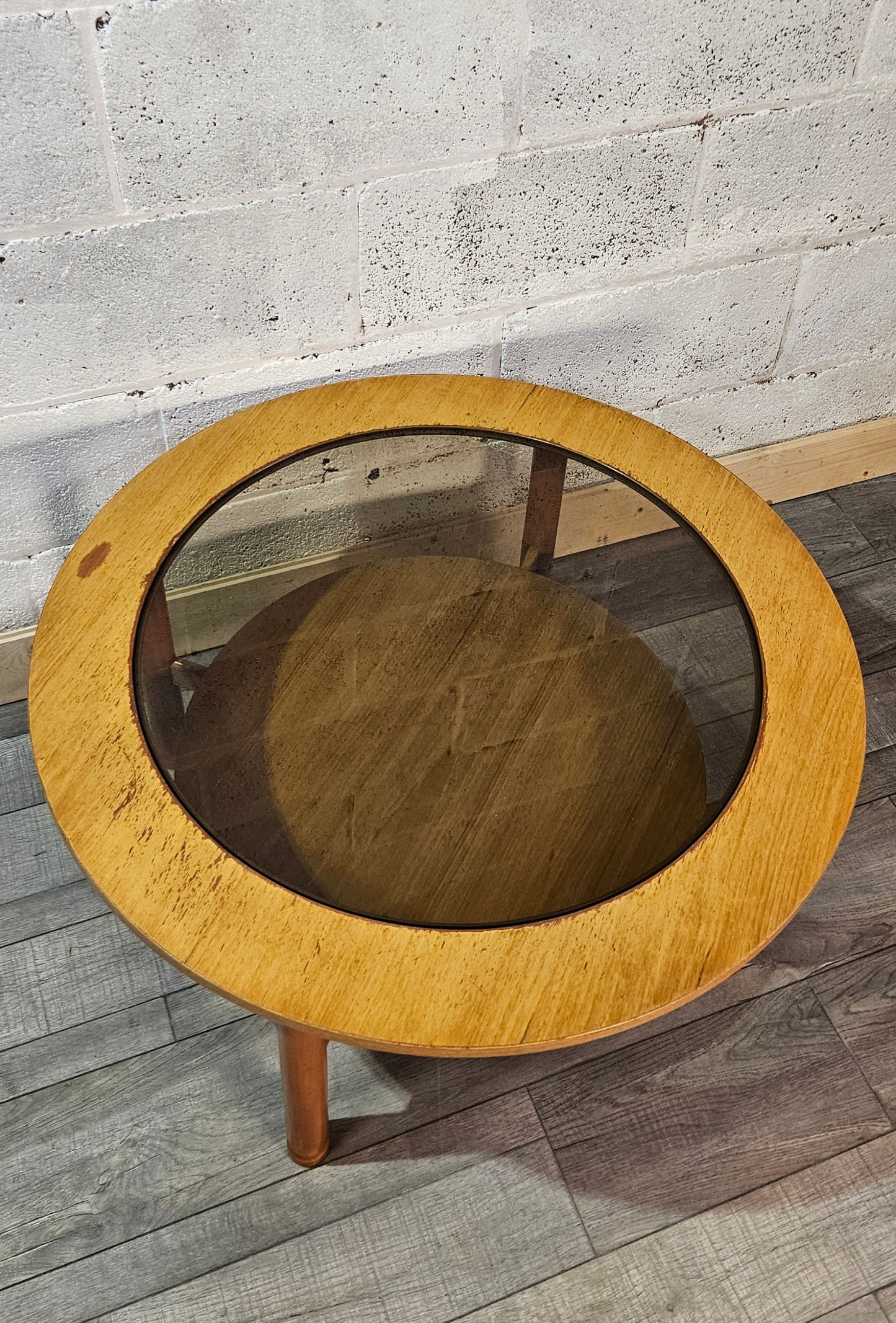 Mid century, Schreiber circular coffee table.