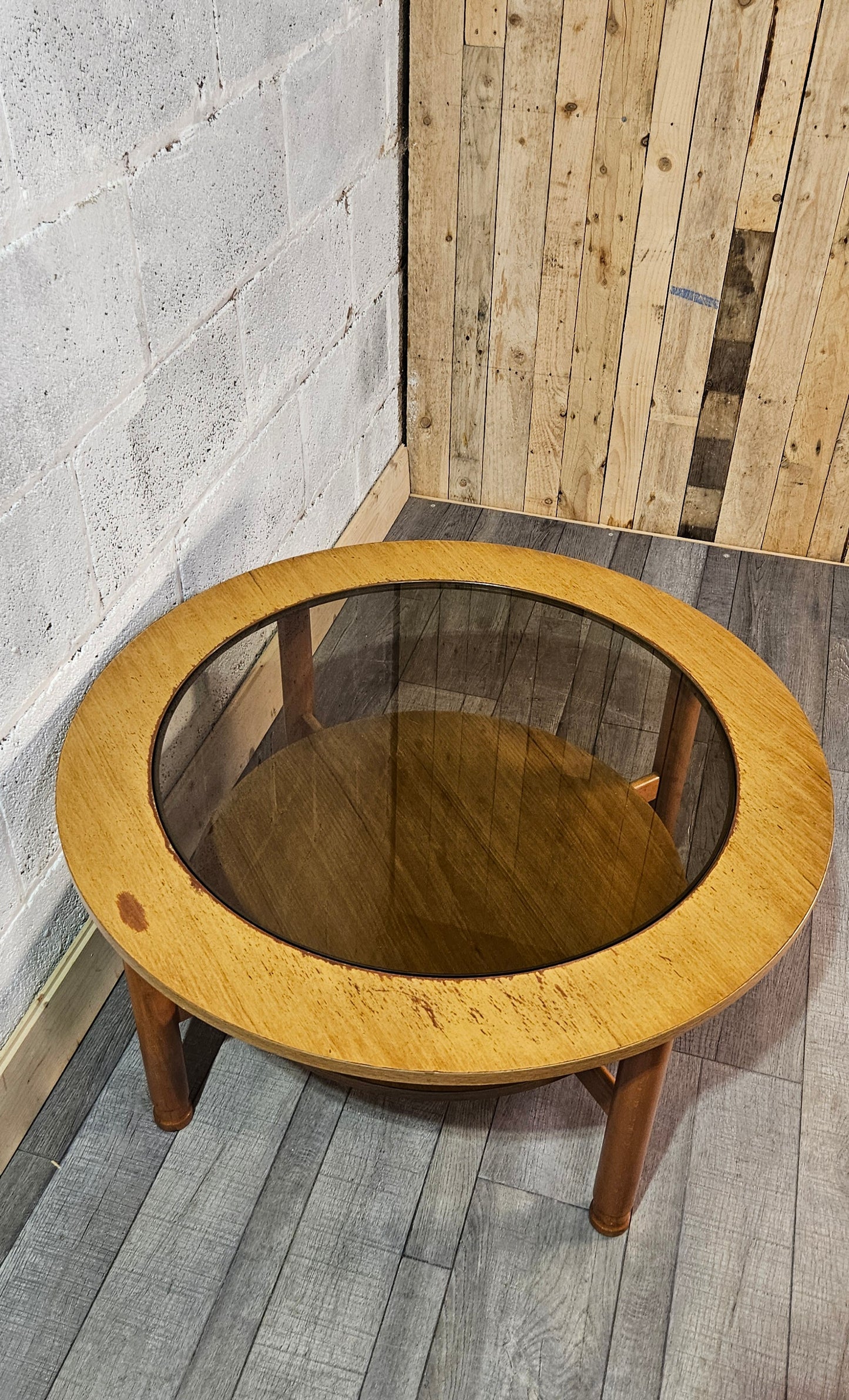 Mid century, Schreiber circular coffee table.