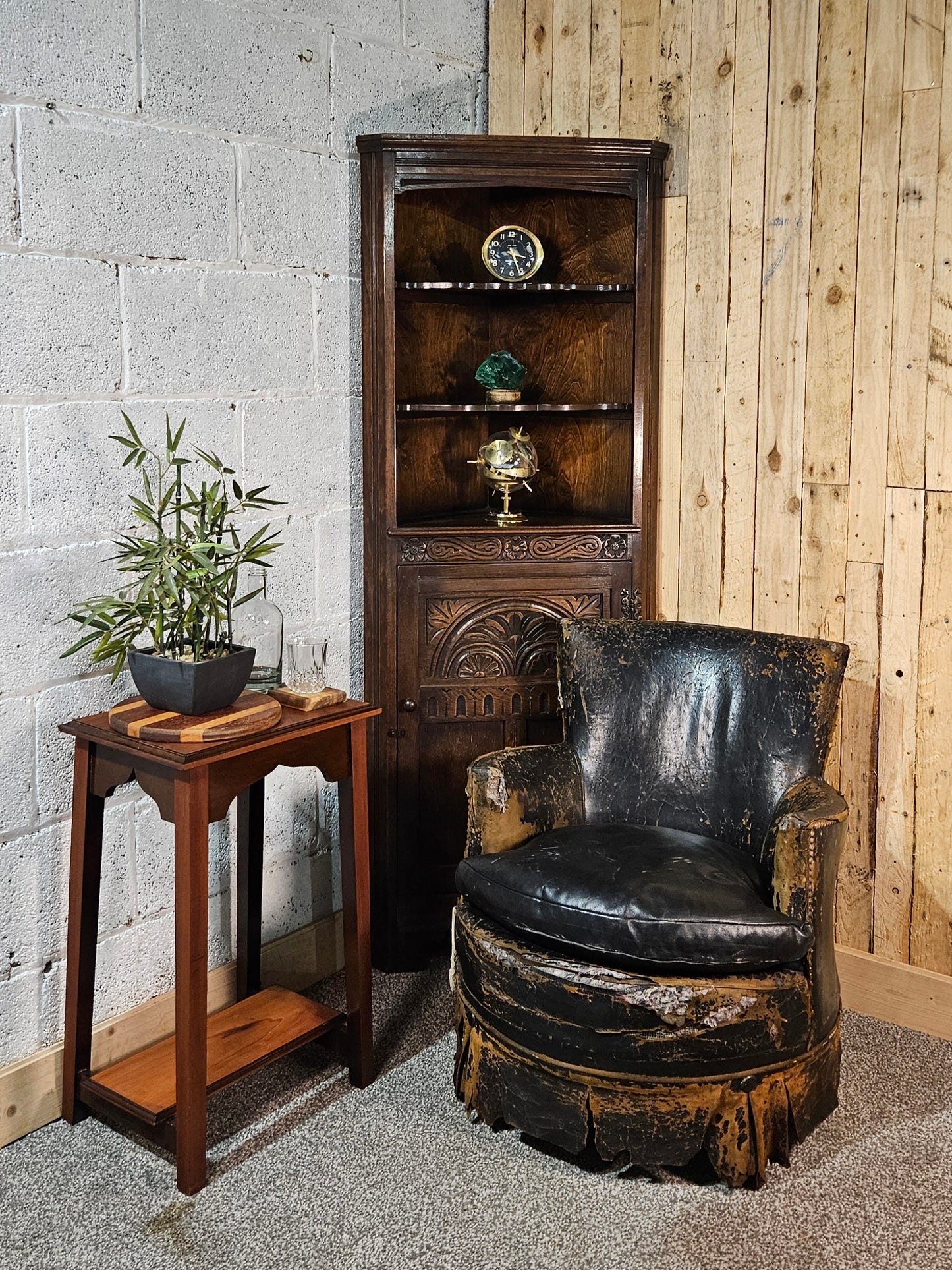 "Thomas Shelby" easy chair.