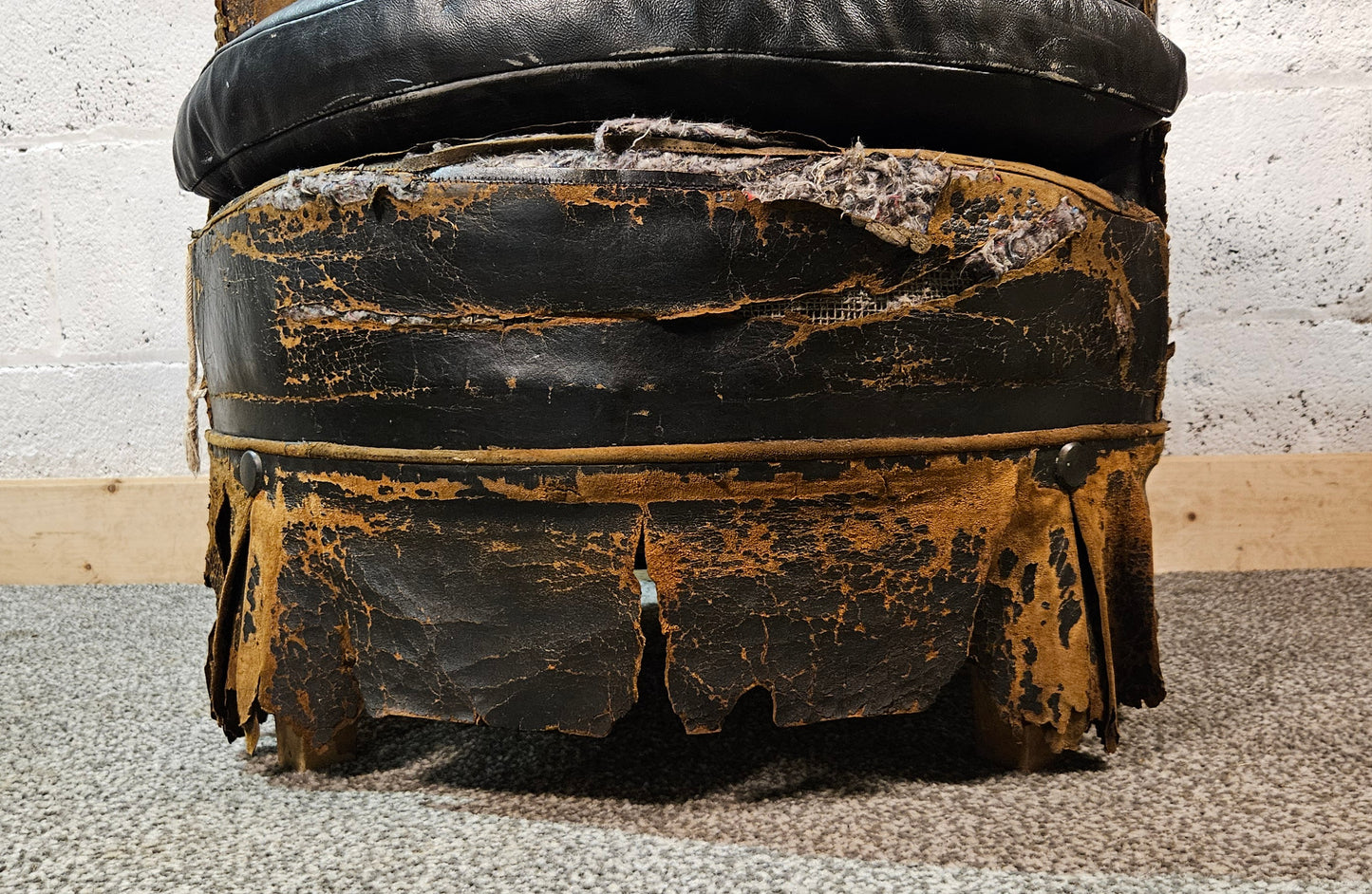 "Thomas Shelby" easy chair.