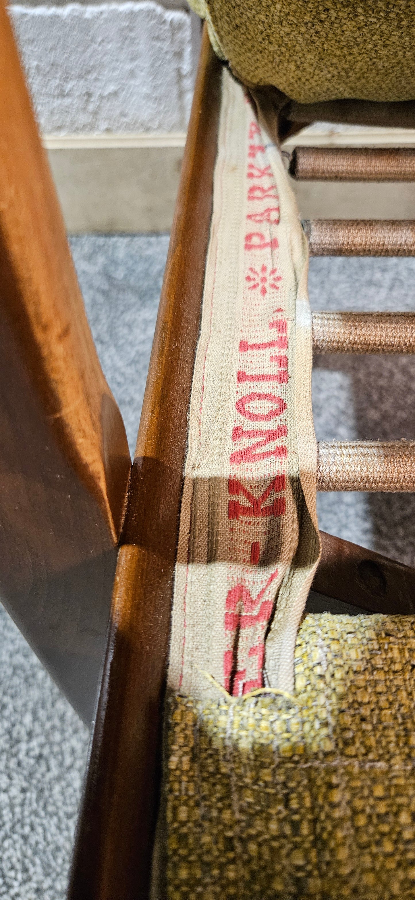 Parker Knoll 733 mk2 lounge chair.